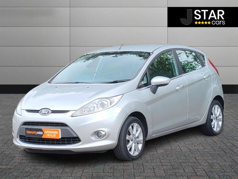 View FORD FIESTA 1.6 TDCi Zetec 
