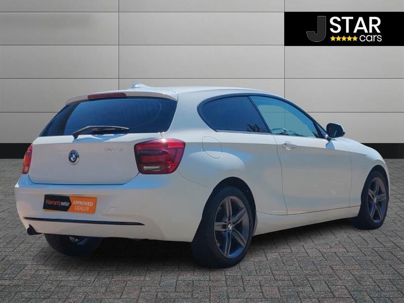 BMW 1 SERIES
