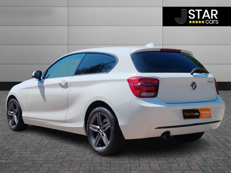 BMW 1 SERIES