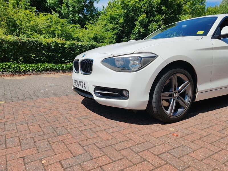 BMW 1 SERIES