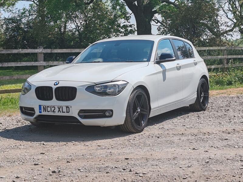 BMW 1 SERIES